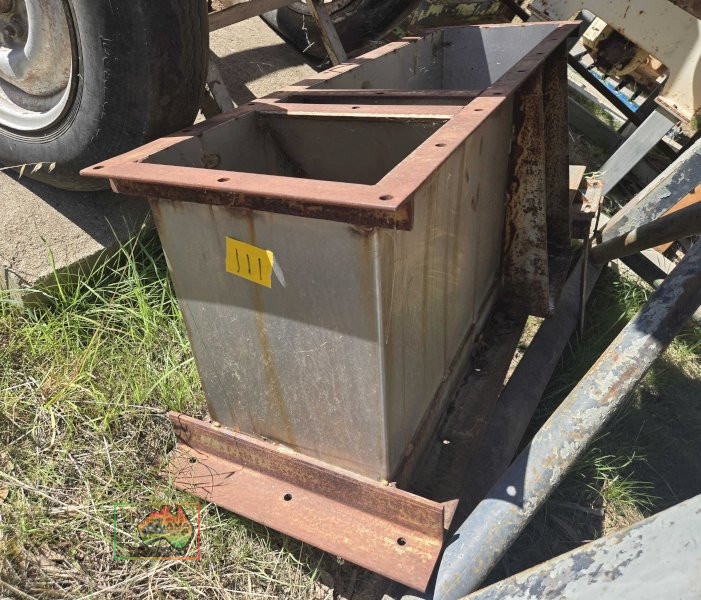 Steel box frame with small electric motor mount - photo 3