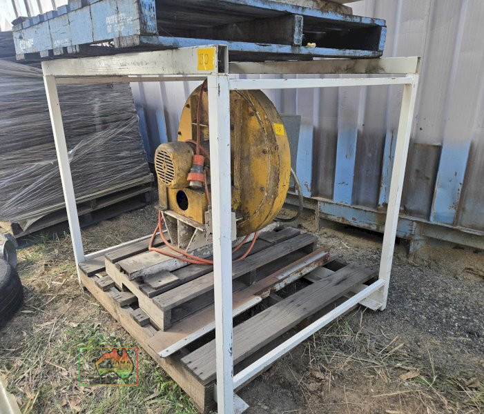 Steel frame / stand (#130)