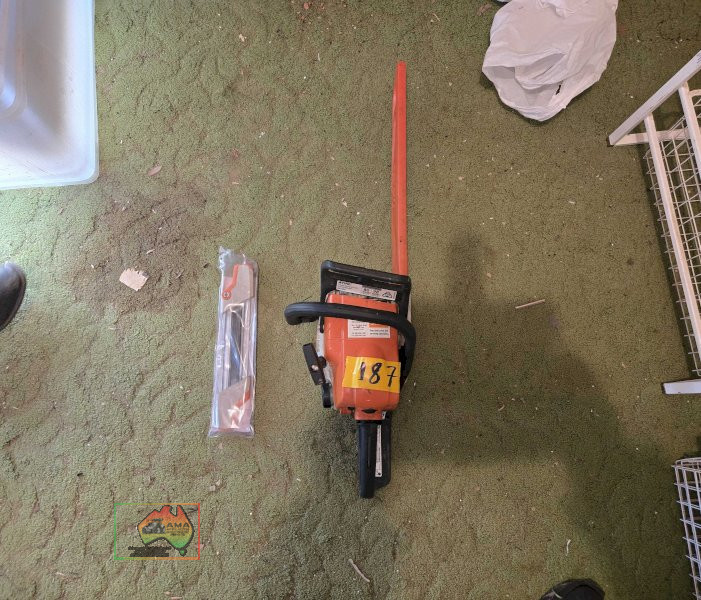 Stihl MS-180 Mini-Boss Chainsaw & Sharpener - photo 3