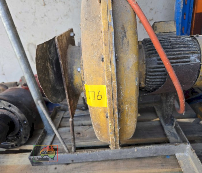 Industrial centrifugal blower with electric motor