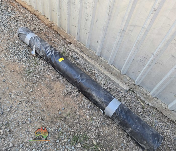 Roll of black plastic (#195)