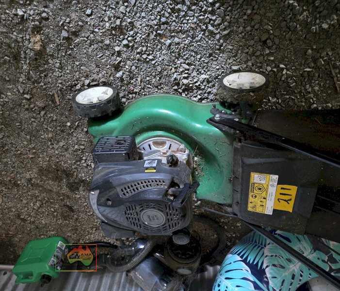 Cheetah Lawn Mower and Catcher - photo 3