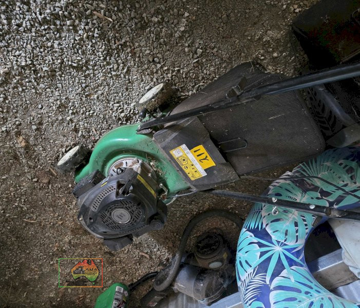 Cheetah Lawn Mower and Catcher - photo 4