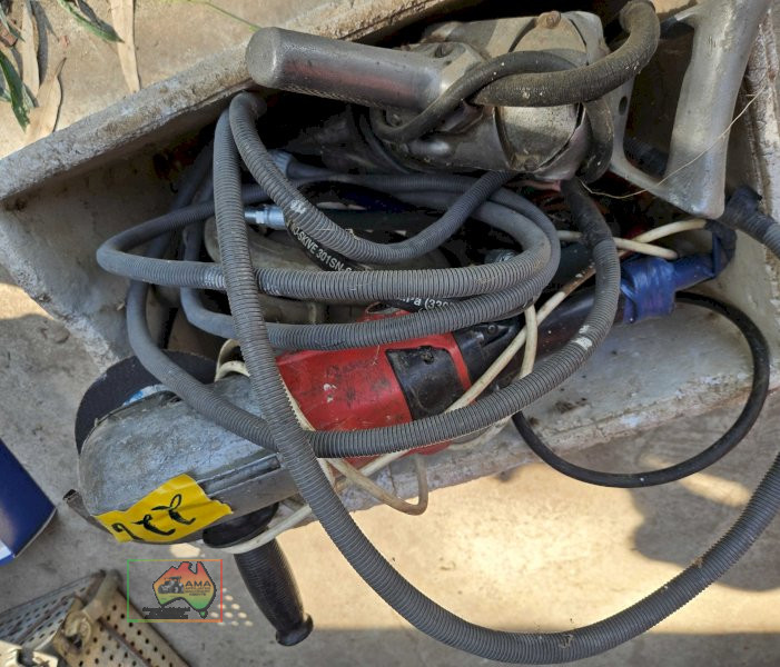 Electric Saw, Angle Grinder & Drill - photo 6
