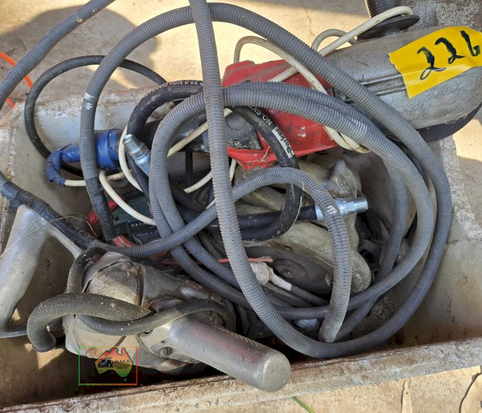 Electric Saw, Angle Grinder & Drill - photo 5