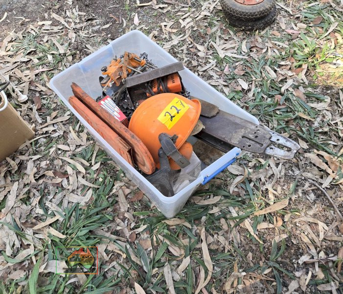 Assorted Chainsaw Accessories - photo 2