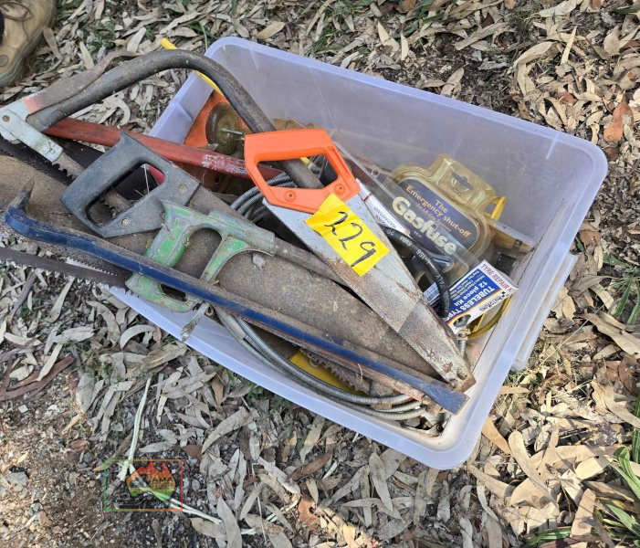 Hand Saws & Accessories
