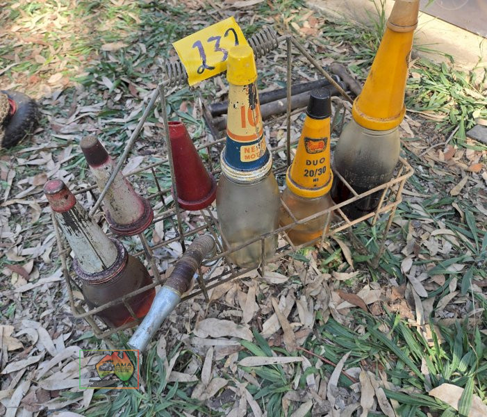 Garage Oil Bottle Stand & Glass Bottles - photo 2