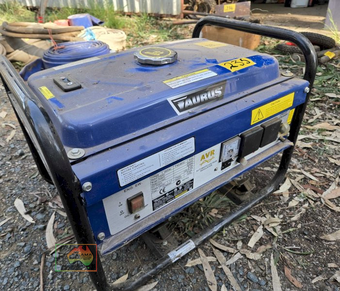 Taurus 2Kva Petrol Generator ~ As New - photo 5
