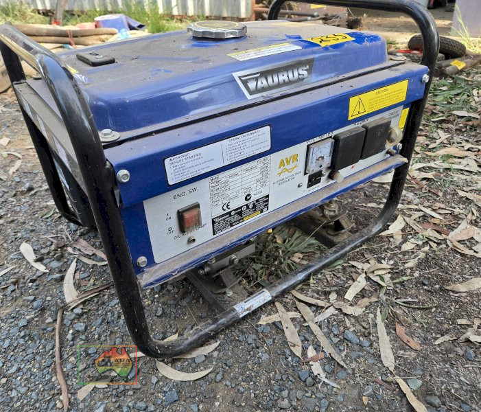 Taurus 2Kva Petrol Generator ~ As New - photo 2