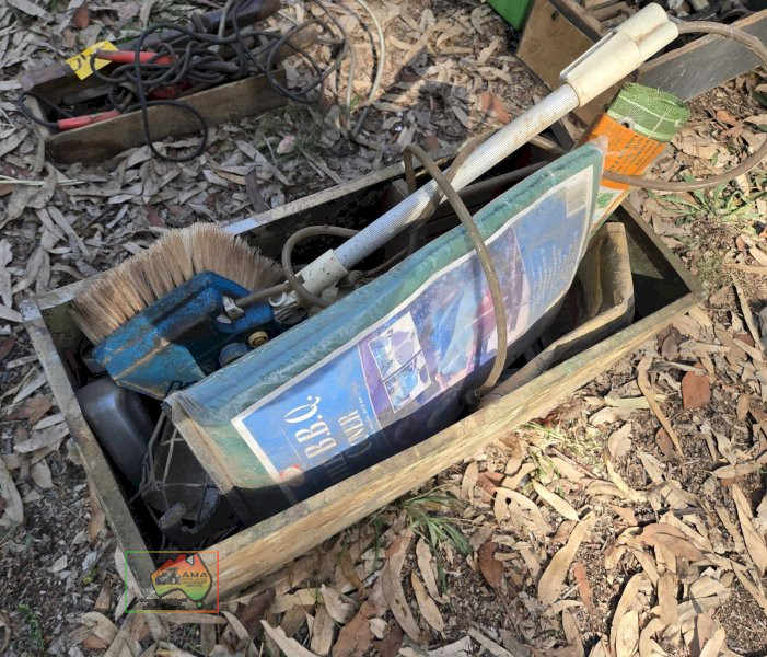 Box of Sundries - photo 3