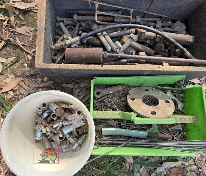 4x Boxes of Bolts & Sundries - photo 3