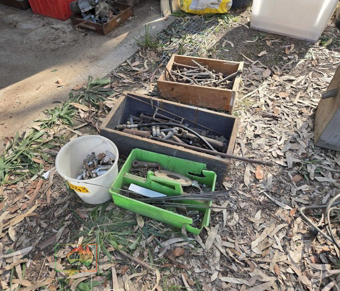 4x Boxes of Bolts & Sundries - photo 6