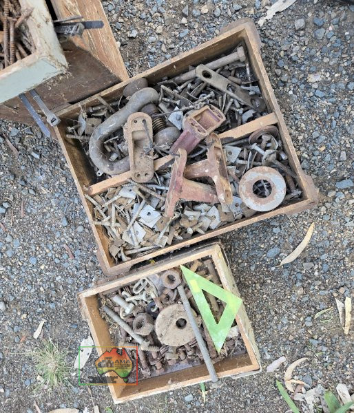 Boxes & Tin of Assorted Screws etc.... - photo 2