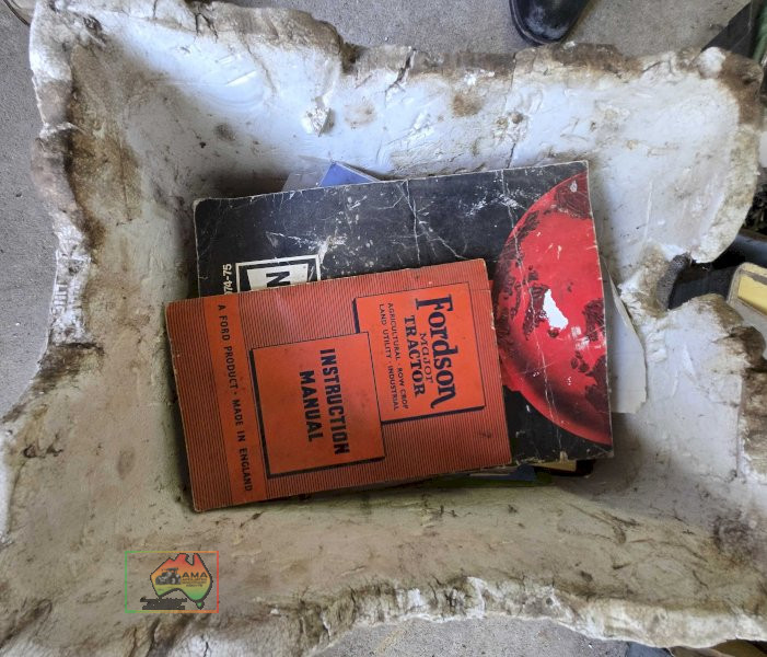 Fordson E27n Operators Manual & Other Equipment Manuals - photo 2