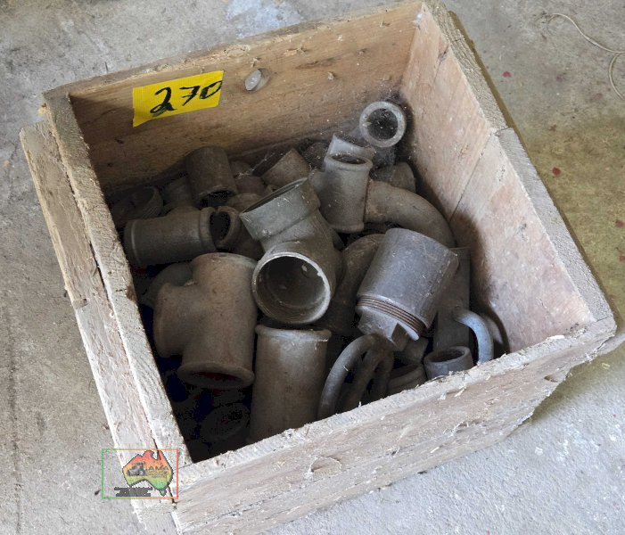 Timber Box of Galv. Pipe Fittings - photo 2