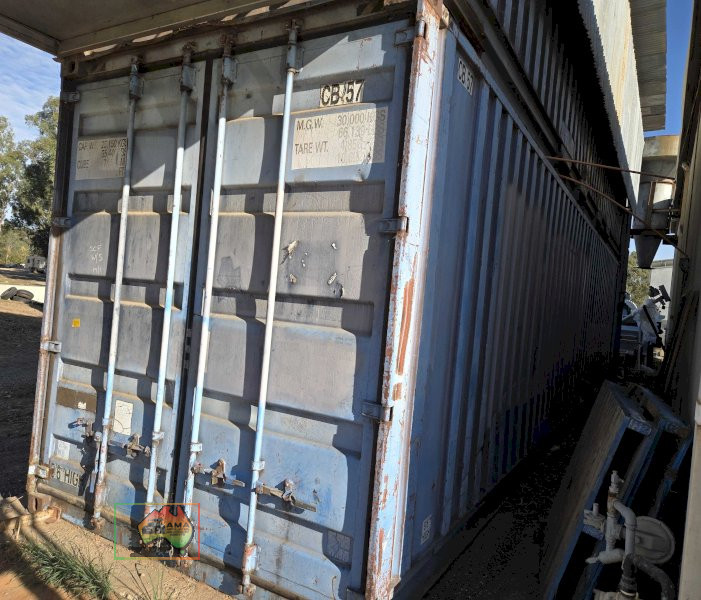 Large high cube shipping container - photo 7