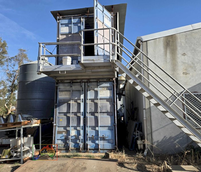 Steel platform and stairs