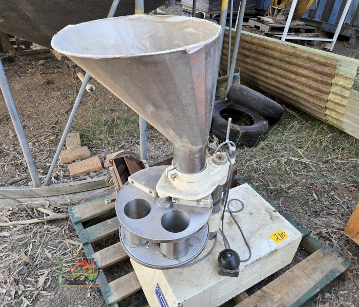 Nutritional packaging food grade hopper / filler