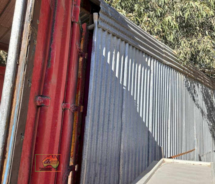 20 feet x 8 feet high storage container - photo 4