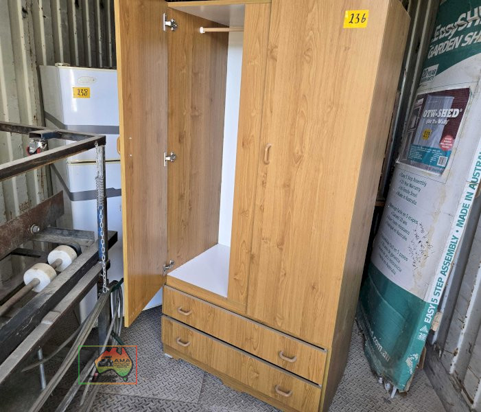 Wardrobe cupboard - photo 2