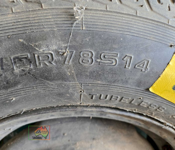 2 x Holden HQ 14' trailer rim and tyres - photo 3