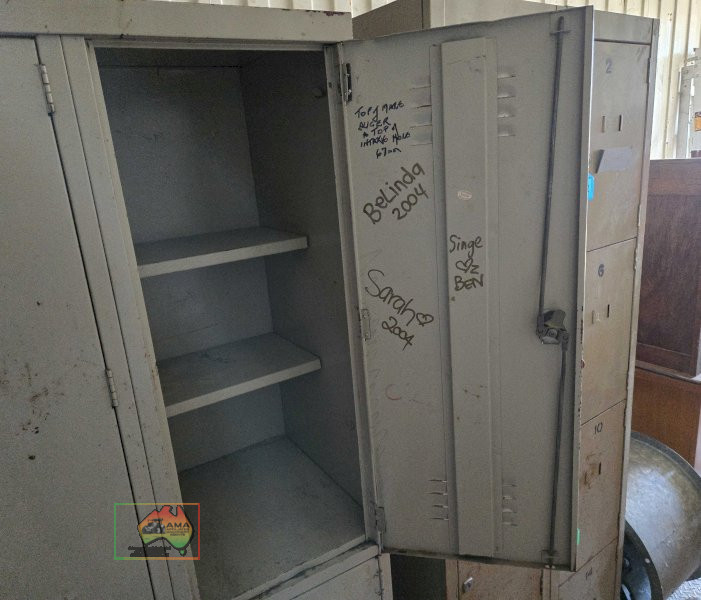 2 x school lockers - photo 3