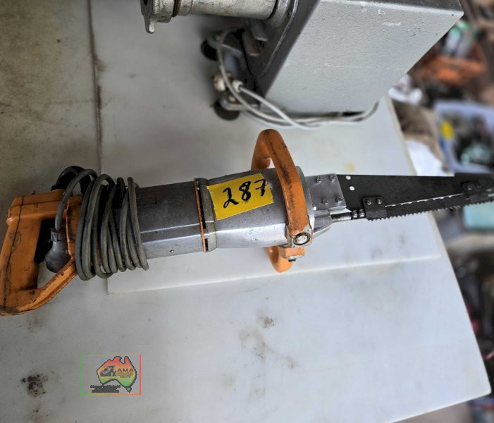 Schmidt & Wezel Elec. Butchers Splitting Saw - photo 4