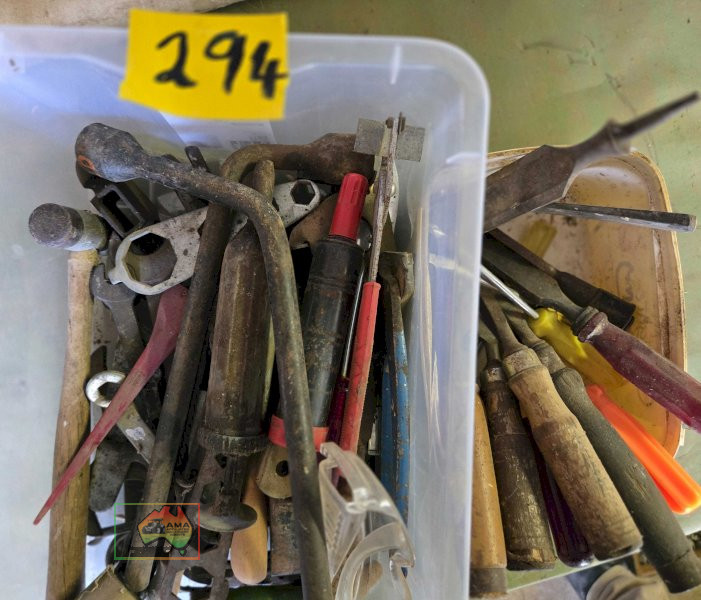 Assorted Tools & Chisels - photo 4