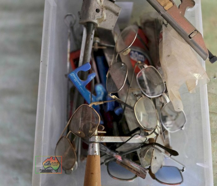 Box of Sundry Tools etc... - photo 5