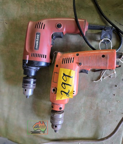 2x Electric Drills
