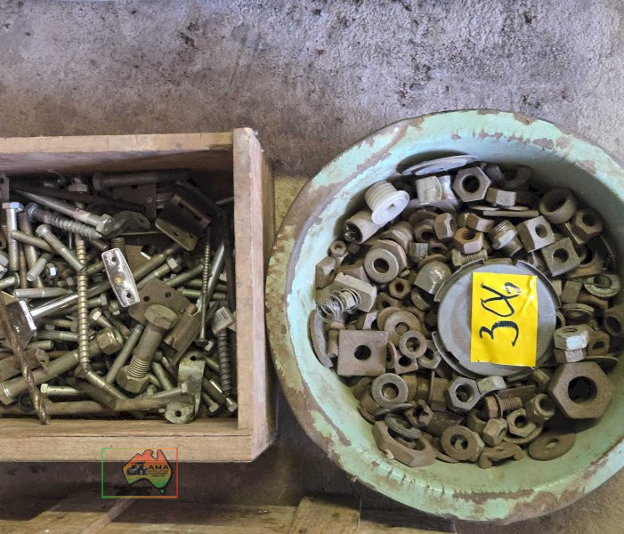 2x Nuts & Bolts - photo 2