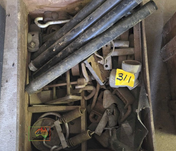 Assorted Pipe Fittings - photo 2