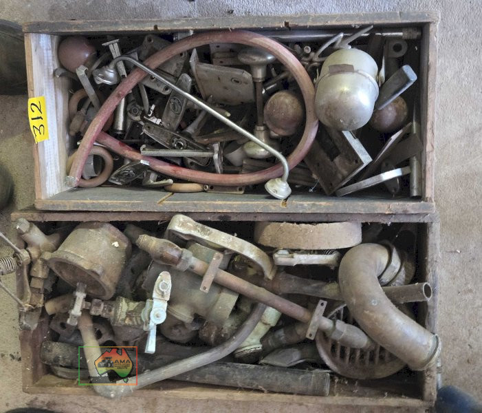 2x Boxes of Assorted Fittings - photo 2