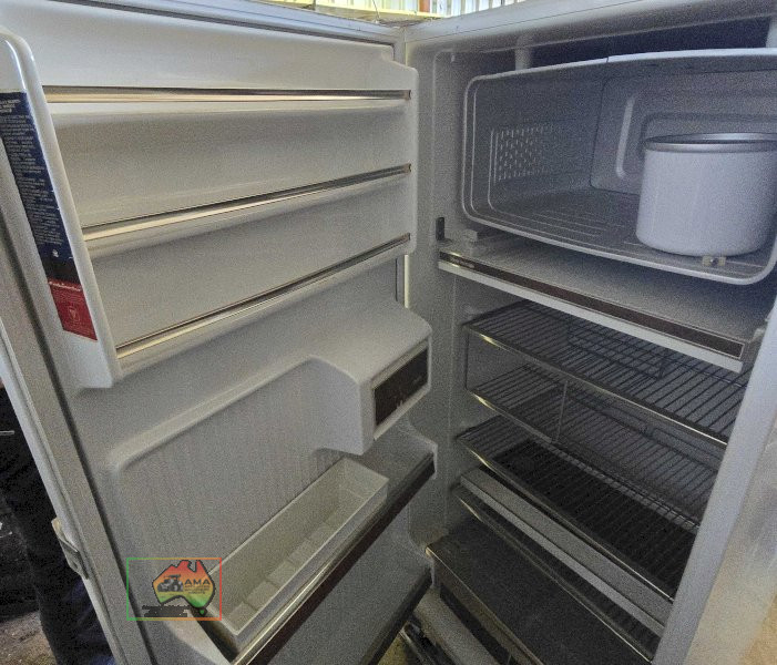 Kelvinator 360 Fridge in Working Cond. - photo 5