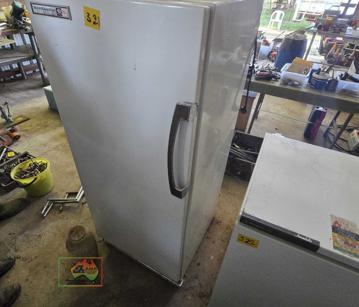 Kelvinator 360 Fridge in Working Cond. - photo 2