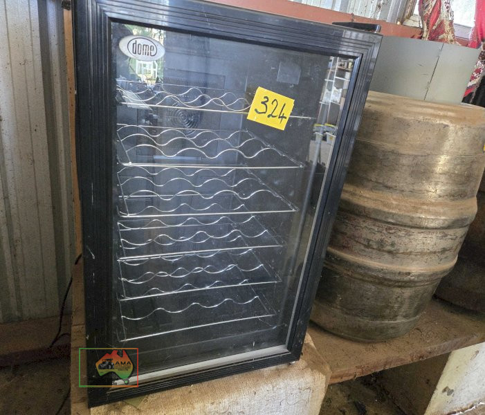 Wine Chiller in Working Cond. - photo 2