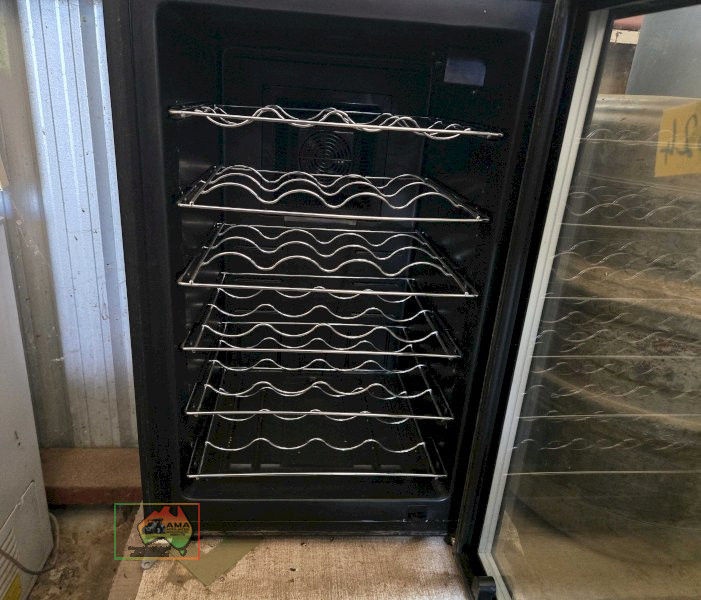Wine Chiller in Working Cond. - photo 5