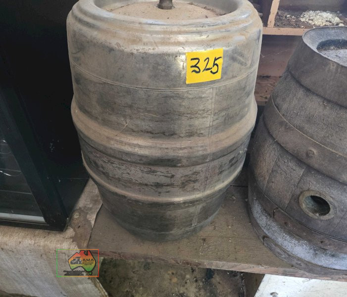 Beer Keg with Water Tap