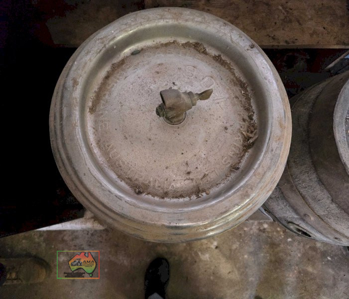 Beer Keg with Water Tap - photo 3
