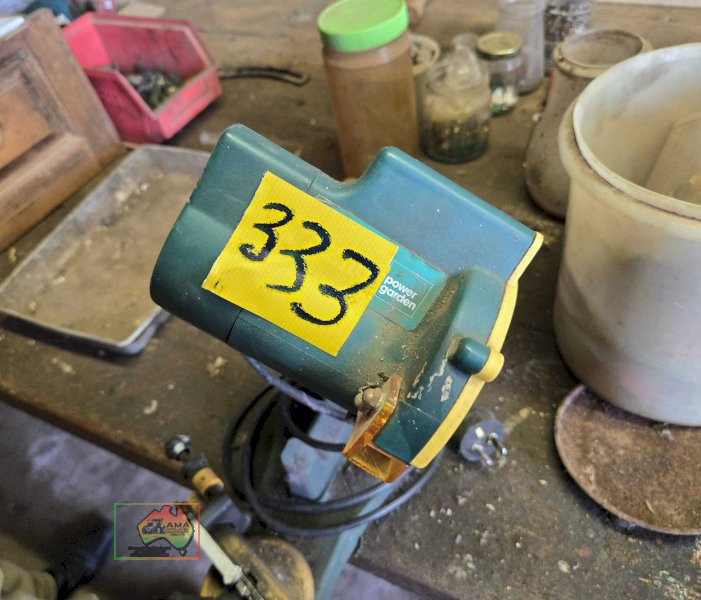 Ozito Bench Mount Chainsaw Sharpener - photo 3