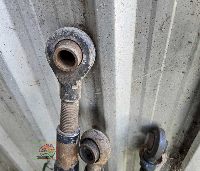 4x Tractor Top Links - photo 4