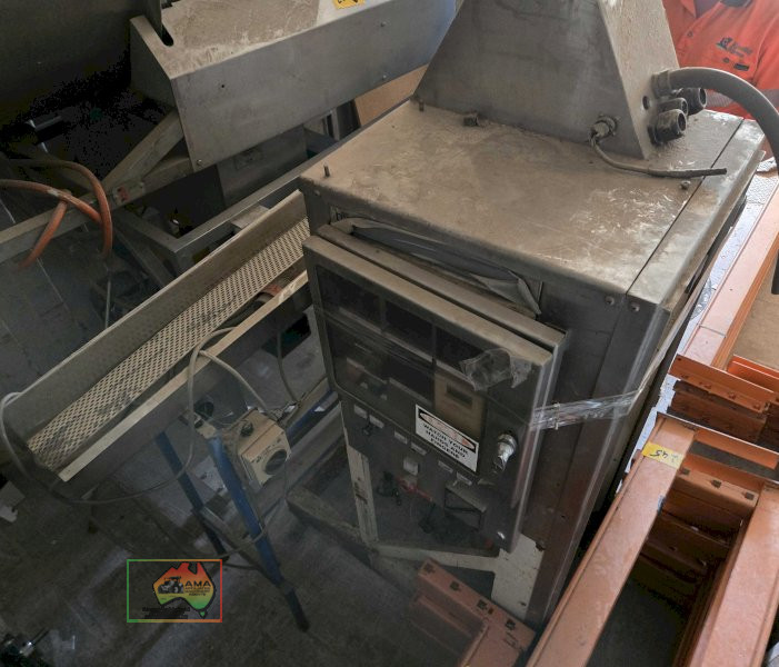 Dyason grain extruder control panel and spare parts - photo 4