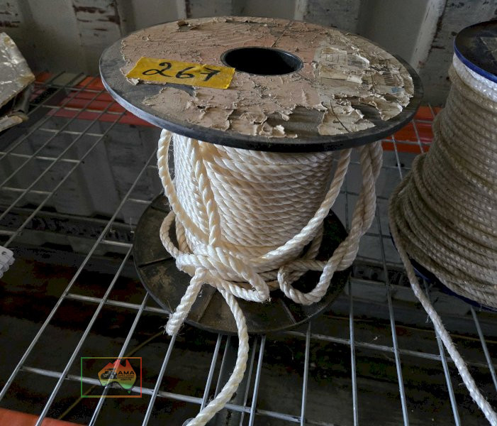 1/3 coil of 10mm rope