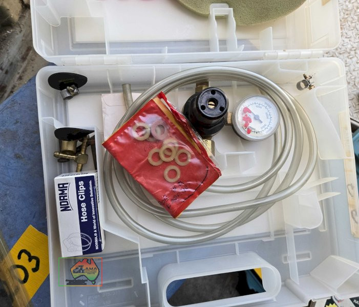 Gas hose and gauges - photo 2