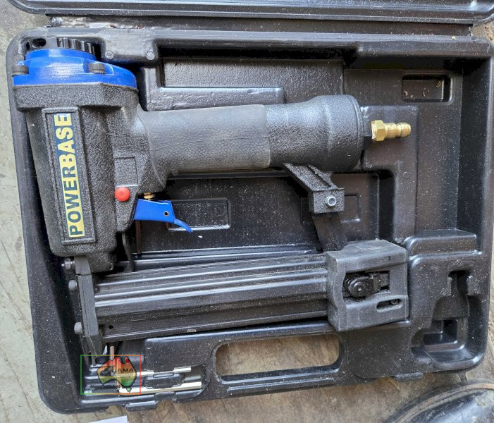 Powerbase staple gun - photo 2
