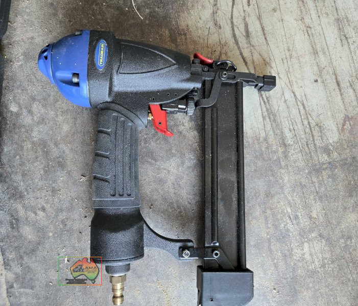Tradeair staple gun