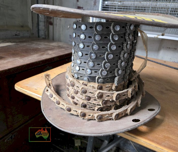 Small quantity of adjustable v belt (#302) - photo 2