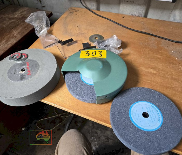 As new stone grinding wheel and as new bench grinder spares - photo 3
