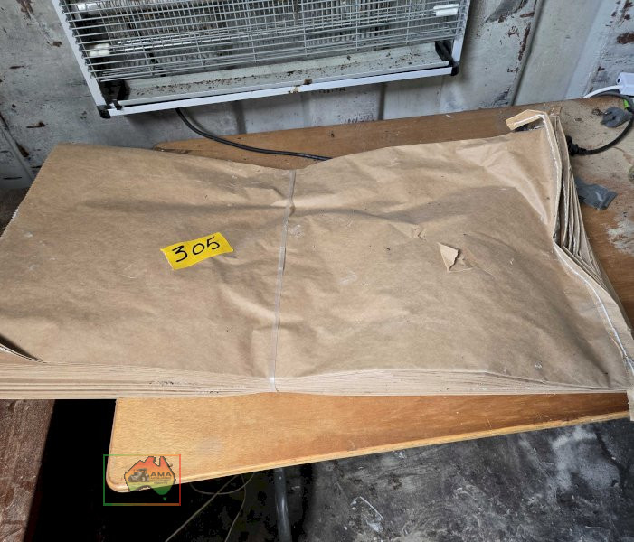 Bundle of large brown paper bags - photo 2